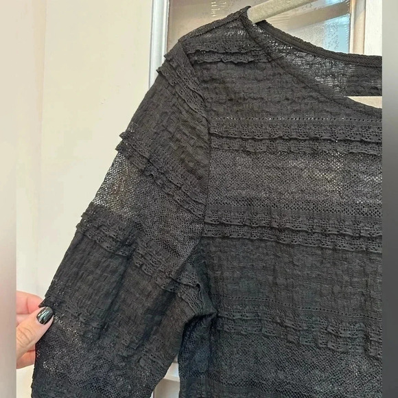 BCBGMAXAZRIA | Black Lace Semi Sheer Long Sleeve Blouse Size M Medium - Picture 4 of 6